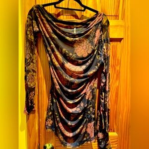 Sheer flower Tunic Top